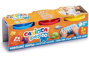 CARIOCA Pâte à modeler Baby Dough - Pour enfants dès 12 mois, idéale pour les premières expériences tactiles, ne tache pas et sèche à l’air libre sans cuisson (3 pots de 75 g)