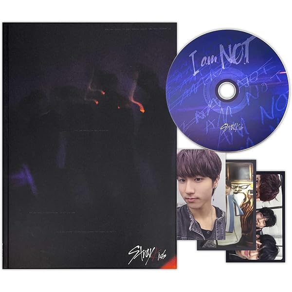 STRAY KIDS 2nd Mini Album - I am who [ I AM Ver. ] CD + Photobook