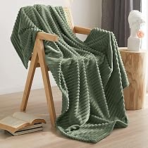 Miyacare Kuscheldecke 100x150 Cm – Weiche Fleecedecke Mit Blättermuster Für Sofa & Bett