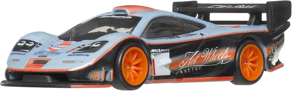 Hot Wheels Premium Collector sergilenmeye uygun setler, 3 adet 1:64 ölçekli araba ve 1 adet 1:64 ölçekli Team Transport araç, Metal/Metal şasi ve Real Riders tekerlekler, JHW43