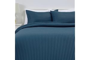 Amazon Basics Juego de Funda nórdica Cama 150/160 de Microfibra, 3 Piezas, Funda de edredón 240 x 220 cm y 2 Fundas de Almohada 50 x 80 cm, Azul Marino, Rayas