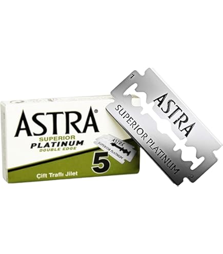 Razor Blades Club - Astra Shaving Blades With Hemostatic Waxes - View #2