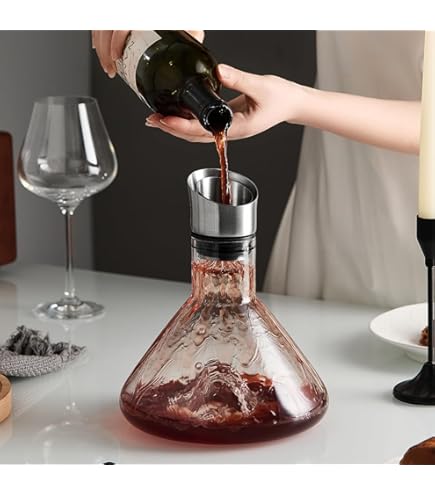 Grote mondgeblazen karaf Hammered met een gehamerd oppervlak, 2 L Grote mondgeblazen karaf Hammered met een gehamerd oppervlak, 2 L
