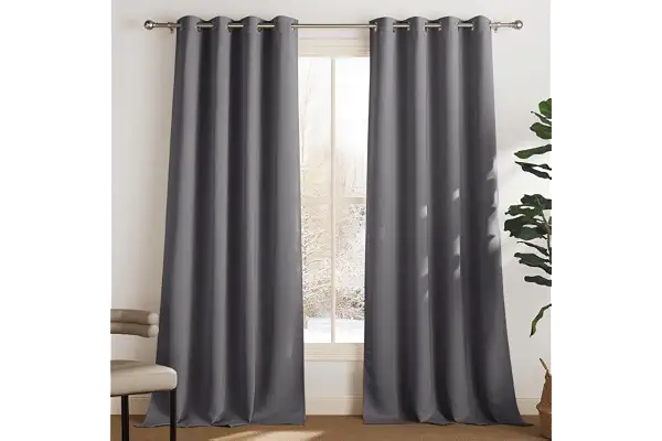 PONY DANCE Cortinas Termicas Aislantes Frio y Calor Cortinas Opacas Salon Dormitorio 2 Piezas 140x240 CM Blackout Curtains Grises con Ojales para Habitacion Comedor
