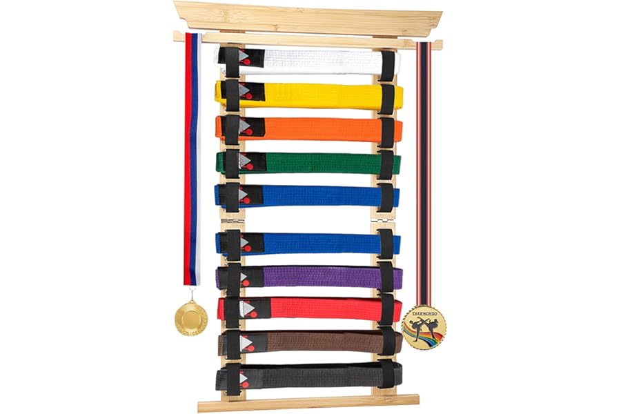 SUMNACON 10 Belts Bamboo Martial Arts Belt Holder, Karate Taekwondo Belt Organizer Wall Martial Arts Belt Display Rack Belt Medal Display Holder for Martial Arts Karate Taekwondo Learners (No Belts)