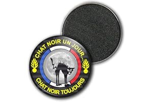 Badgmania Magnet Aimant Frigo 3.8cm Ecusson Chat Noir Un Jour Chat Noir Toujours Ecriture Jaune Chat sur Lune