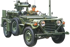 Modellino Carro Armato 1968 US M151A2 Ford MUTT [Tamiya 35125], with Tow Missile Launcher Scala 1:35 Model Kit