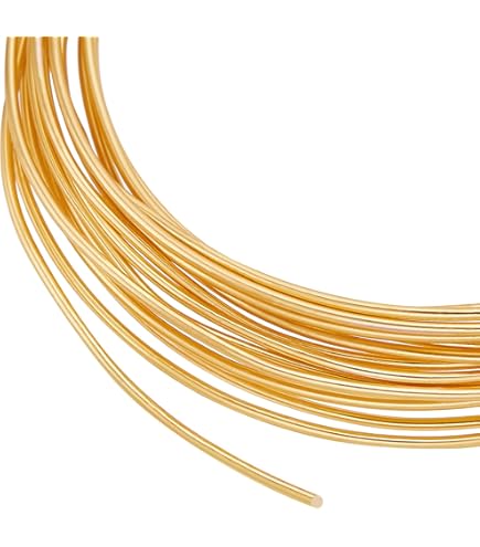 Beebeecraft 1 doos met 50 stuks 18 karaat vergulde messing bloemenkralen met 0,5 mm gat voor het maken van armbanden, halskettingen, sieraden