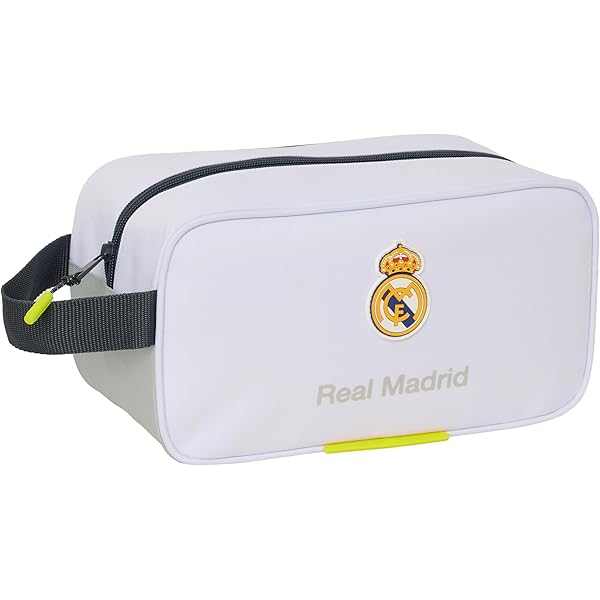Safta Real Madrid Equiicion 25/26 Ringordner, Folio, 4 Ringe, ideal für Kinder verschiedener Altersgruppen, bequem und vielseitig, Qualität und Widerstandsfähigkeit, 27 x 6 x 33 cm, weiß, M, Casual