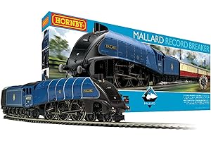 Hornby R1282M Mallard Record Breaker Train Set - Analogue OO Gauge Model Railway, Includes: 1x Steam Locomotive, 3x Coaches & Track - Starter Electric Model Train Sets - 1:76 Scale