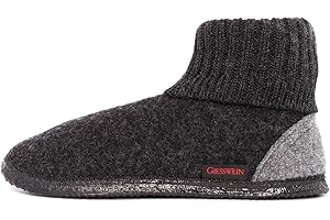Giesswein Hüttenschuhe Kramsach Adults - Warme Filz-Hausschuhe für Damen & Herren, rutschfeste Pantoffeln, High-Slippers, Geschlossen