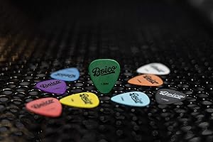 Boico Pick Set of 28 Delrin (Tortex) Guitar Picks - Durable Guitar Plectrums For Electric Or Acoustic Guitars - Travel Case To Prevent Not Losing Them - A Gift For Your Amazing Musician
