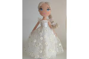 Drimydolls Muñeca de Comunión Vestido Blanco Bordado Flores Muñecas de Comunión Exclusiva, Hecha a Mano, Muñeca de Trapo Única, Rubia, Muñecas para Niñas, Sostenible 37cm