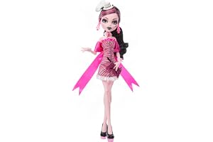 Monster High Dawn of The Dance Draculaura Muñeca Creeproduction | Boo-riginal Creeproduction Draculaura con vestido de fiesta y accesorios: bolso, fotos, invitación y base, JMG89