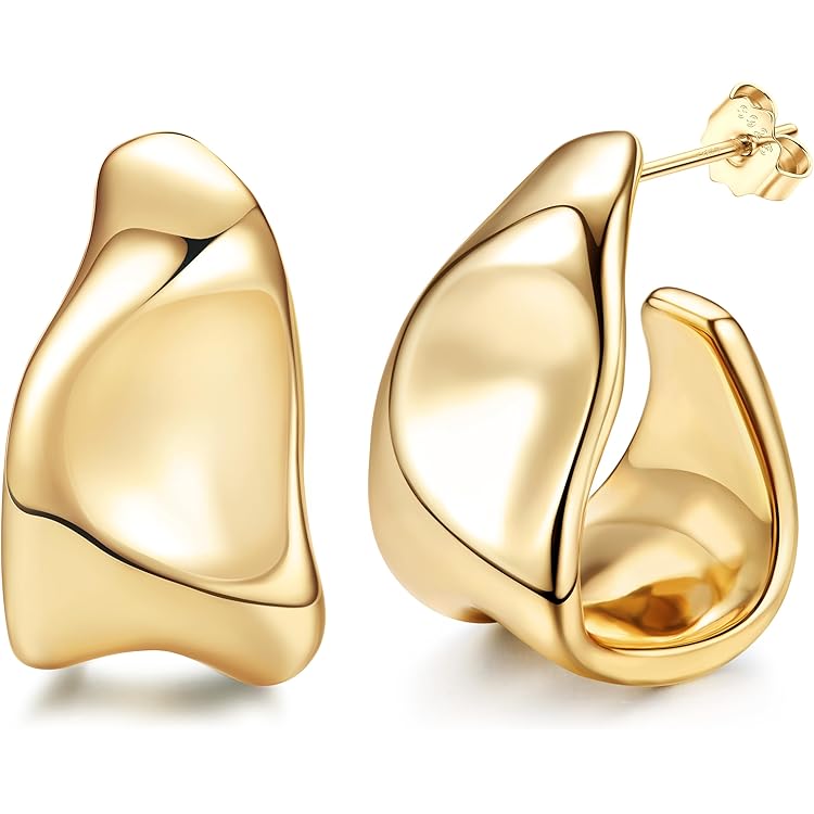 Een Paar 18 Karaats Wit Gouden Oorbellen Bezet Met Diamanten Met Een Gezamenlijk Gewicht Van %c2%b1 048 Ct