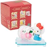 Hello Kitty, 1 Fig&uuml;r 4,5 cm ve Aksesuar Bir Şeffaf Kutuda, Big Apple Workshop Serisi, Rastgele Model, 3 Yaşından B&uuml;y&uuml;k &Ccedil;ocukl
