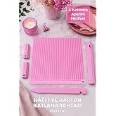 Kağıt ve Karton Katlama Tahtası 16x15 cm | Skorlama Panosu | Davetiye, Kutu ve Scrapbook Katlama Aparatı | Pembe | Plastik