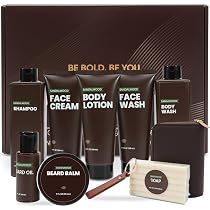 BODY & EARTH Gifts Männer Bad Geschenkset, 6-tlg. Dusch Geschenkset für Männer mit Frischem Vetiverduft, Duschgel, Gesichtswäsche, Wasserflasche & Mehr, Geschenkideen Vatertag, Valentinstag Kosmetik
