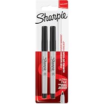 SHARPIE DYMO Fine Permanentmarker, Rot, Mit Praktischem Taschenclip