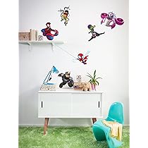 Komar Deco Sticker Cars 2 Fogli 18 Pezzi | Adesivi Murali Rimovibili Con Saetta McQueen | Decorazione Cameretta Bambini 33x14 Cm