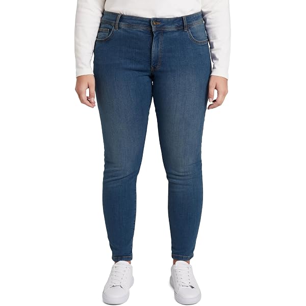 Lee Women's Instantly Slims Relaxed Fit Straight Leg Plus Size Jeans