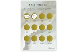 GLEDESTUND „Momente statt Dinge“ – Gutschein-Kalender DIN A4 mit 12 goldenen Rubbelstickern | Zeit statt Zeug Geschenk | Date-Kalender für Paare & Freunde | Ganzjährig, personalisierbar (Salbeigrau)