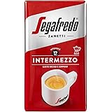 Segafredo Zanetti Caffè Macinato Intermezzo (Confezione da 250 Grammi) - Adatto per Moka - Linea Le Classiche, Tostatura scur