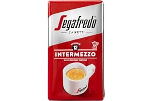 Segafredo Zanetti Caffè Macinato Intermezzo (Confezione da 250 Grammi) - Adatto per Moka - Linea Le Classiche, Tostatura scura, Gusto deciso e corposo