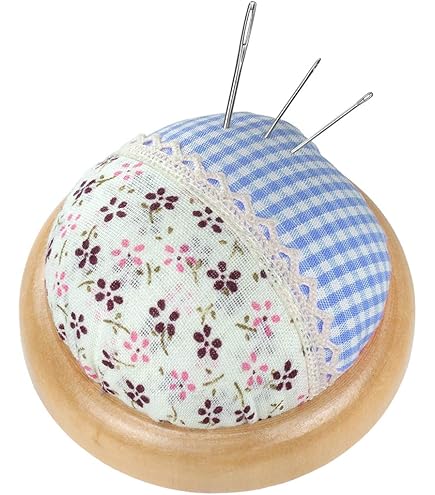 SUPERFINDINGS Nadelkissen Set - 2 Süße Kürbis-Nadelhalter Aus Samt Mit Holzsockel