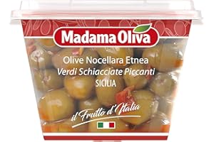 MADAMA OLIVA, Olive Schiacciate Nocellara Verdi Piccanti, Gusto Forte e Deciso, Ideali da Accompagnare con Formaggi Stagionati e Speziati, Antipasti e Salumi, 100% Made in Italy, 250 gr