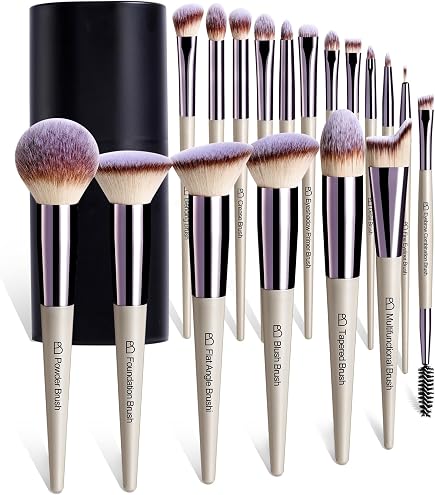 MAC Golden Touch Mini Brush Kit, 5 Piece Set : Buy Online at Best