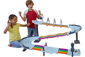 Hot Wheels Mario Kart - Pista Arcobaleno, playset di oltre 2 metri con luci e suoni, include 2 veicoli in scala 1:64 e 5 pezzi di pista, tracciato colorato, giocattolo per bambini, 4+ anni, GXX41