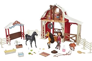 Spirit : l'Indomptable, Coffret Centre Équestre Deluxe Lucky & Spirit, avec poupée Lucky, 2 figurines chevaux, écurie, paddock et accessoires, jouet enfant, HDK57