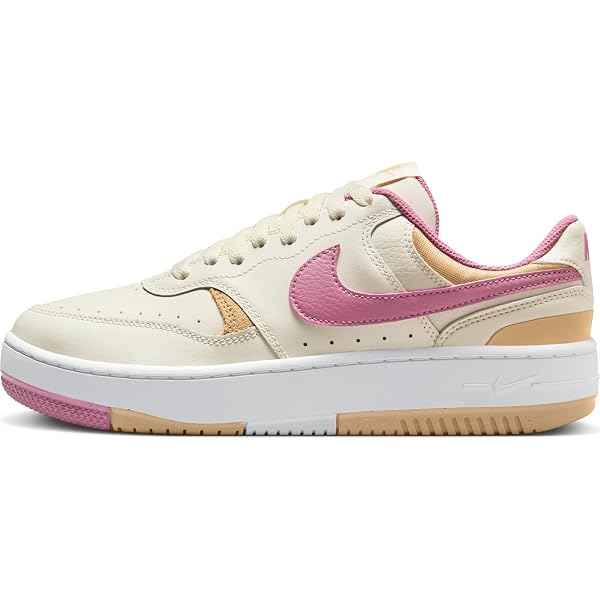 Nike SB: The Dunk Book : Nike SB: Amazon.com.tr: Kitap