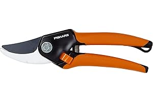 Fiskars Bypass-Gartenschere für frische Äste und Zweige, Antihaftbeschichtet, Rutschhemmende SoftGrip-Griffe, Hochwertige Stahl-Klingen, Schwarz/Orange, 1001340