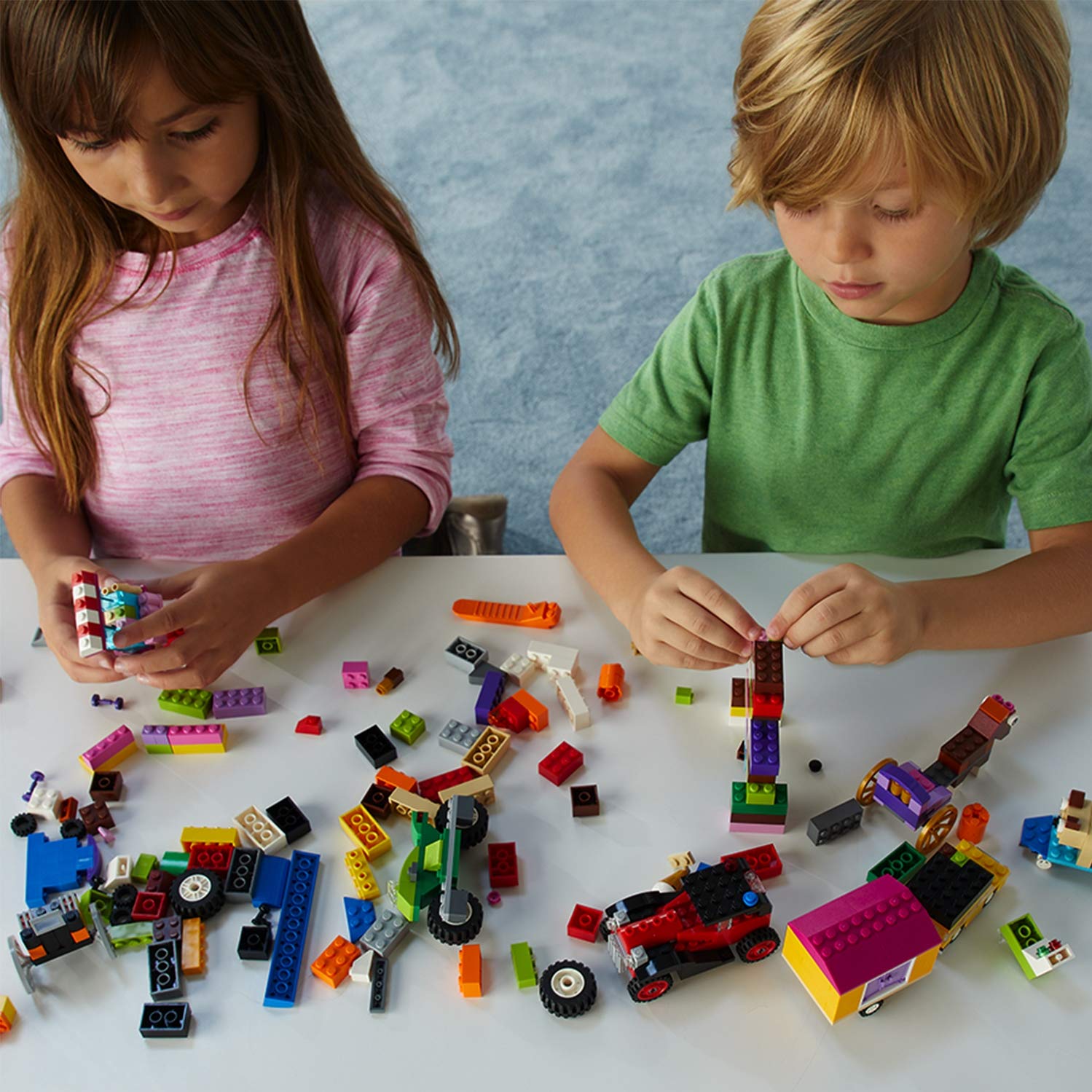 lego 10715 classic bricks on a roll construction set