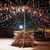 EDATOFLY 450 Flag Pennant 240 m Multicoloured Flags Nylon Bunting Triangle Garland Decorations Flags for Birthday Party Outdo