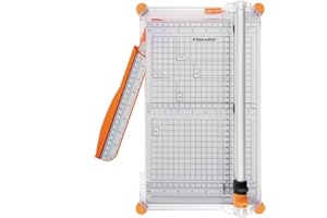 Fiskars Cizalla Grande para Papel, A4, Con guía de la línea de corte, Incluye Cuchilla de Marcado y Cuchilla de Corte, SureCut Plus, 1020504