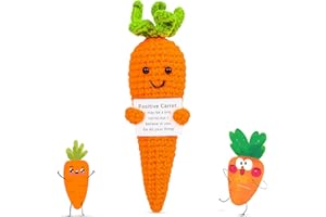 KufaerBeam Positive Carote Idea Regalo Compleanno - Creative Knitted Positive Carote Doll - Gadget Scrivania Carino Portafortuna, Regali Originali per Laurea Collega Sorella Amica Ufficio