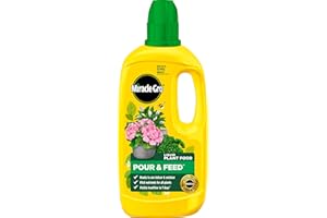 Miracle-Gro Pour and Feed Liquid Plant Food, 1L