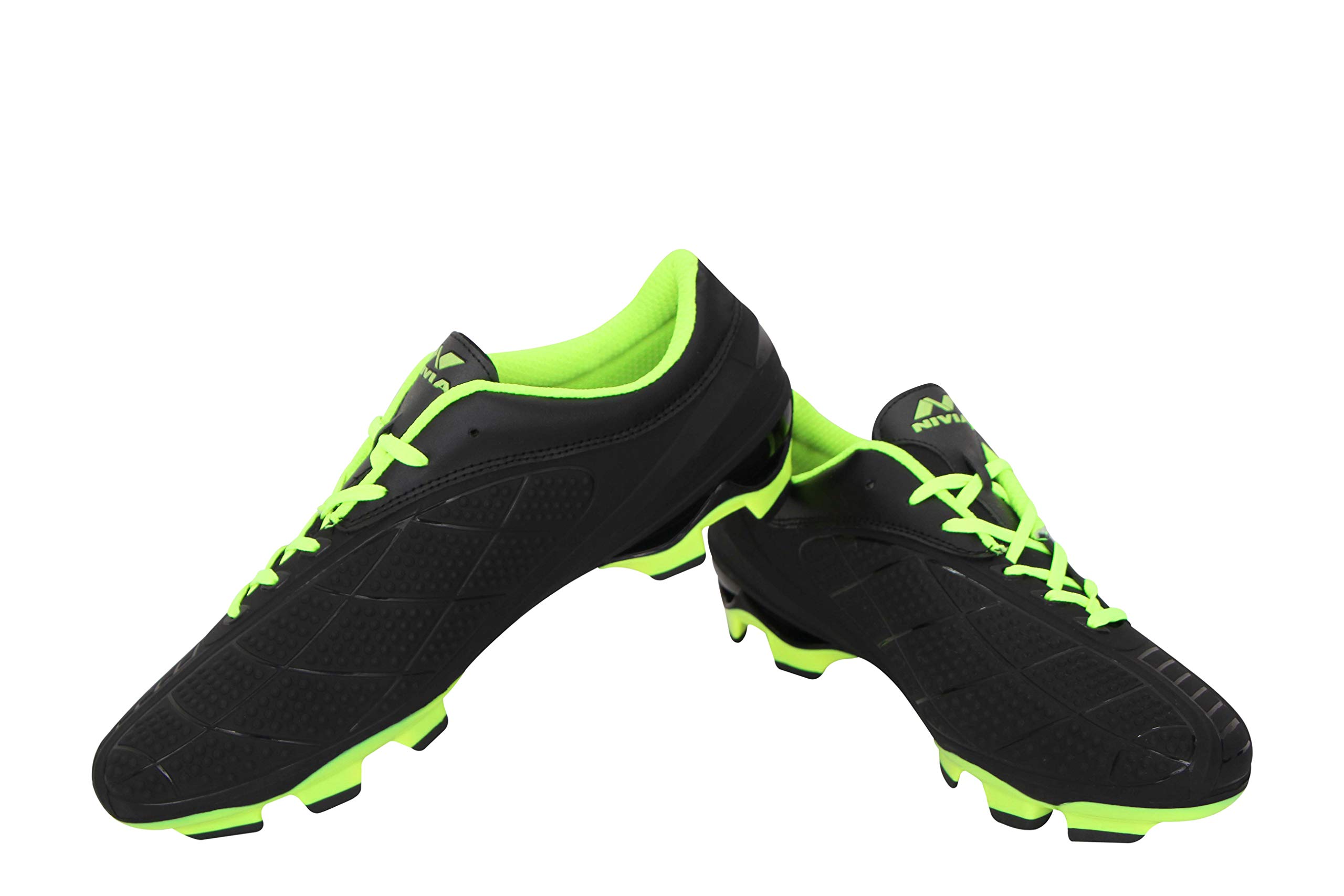 nivia dominator football shoes price