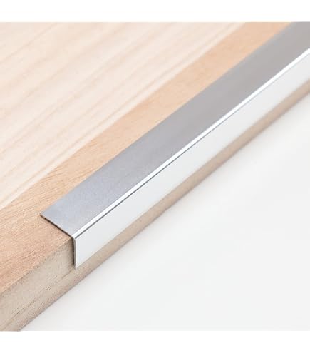 Genesis Matt Silver Aluminium Edge Protector 25mm X 25mm Eaa 25m