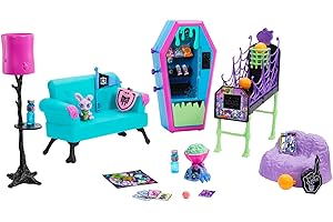 Monster High Studenten-Lounge-Spielset - Möbel und Zubehörteile für schaurig schöne Geschichten, inklusive funktionierendem Verkaufsautomaten und Casketball-Spiel, für Kinder ab 4 Jahren, HRP57