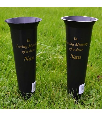 Angraves - Set Di 2 Vasi Commemorativi Per Tomba Con Puntale | Con Scritta 'Nan In Loving Memory', Altezza 32 Cm, Plastica - 3