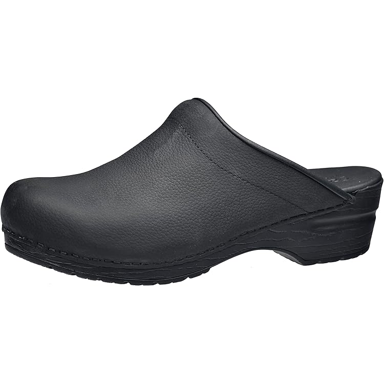 Sanita Professional Izabella Closed Clog | Original Handmade Flexible Leather Clog for Women | Maximum stability | Anatomical shaped footbed with soft foam | Shock absorbing heel | Roze | 37 EU Sanita Professional Izabella Closed Clog | Original Handmade Flexible Leather Clog for Women | Maximum stability | Anatomical shaped footbed with soft foam | Shock absorbing heel | Roze | 37 EU
