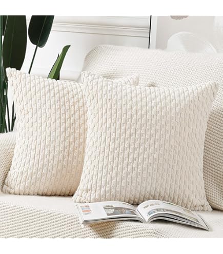 Mandioo Set van 2 neutrale katoenen kussenslopen met franjes, 65 x 65 cm, decoratieve boho boerderij, kussensloop, gezellige kwastjes voor bank, slaapkamer, woonkamer, interieurdecoratie, crèmewit