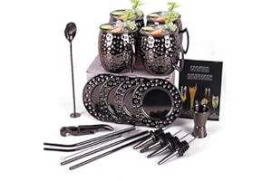 RERXN 4er Set Edelstahl Moskauer Mule Becher,18OZ Cocktailgläser Geschenkset mit Untersetzer, Cocktail Strohhalmen, Löffel, Reinigungsbürste, Weinkorkenzieher und Weinzubehör (Black)