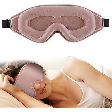 Pyjama's Die Een Uitsteker Vormen Voor Een Grappig Oogmasker Voor Het Slapen Met Dierlijk Oor Dierbare Oren Op Wit Hout Kopieerruimte 230044853 Pyjama's Die Een Uitsteker Vormen Voor Een Grappig Oogmasker Voor Het Slapen Met Dierlijk Oor Dierbare Oren Op Wit Hout Kopieerruimte 230044853