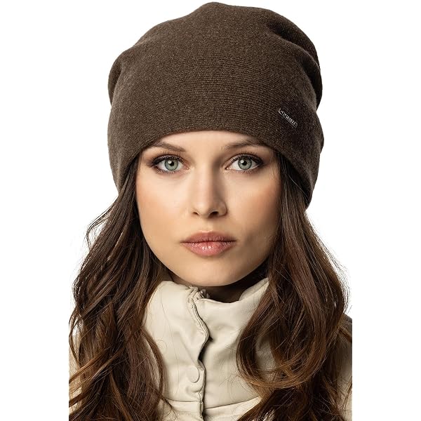 Bonnet Femme Avec Pompon Fausse Fourrure - 100% Acrylique, Chaud Et Antistatique - Cadeau Idéal Pour L'hiver