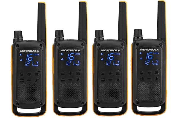 Motorola Solutions - T82 Extreme Quad Set, Talkie-walkie, Radio Portable 4 unités, UHF, Noir et Jaune, portée jusqu'à 10 km, appairage Facile, Lampe de Poche LED